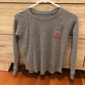 grey val surf long sleeve